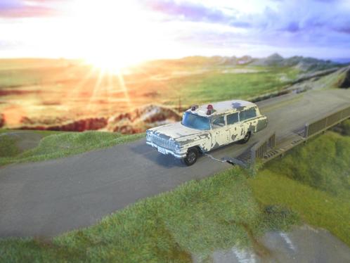 1/87 1963 Cadillac S&S Ambulance - Matchbox Superfast No-54-, Hobby en Vrije tijd, Modelauto's | Overige schalen, Gebruikt, Ophalen of Verzenden