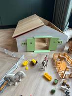 Paardenstal met Sleigh paarden en accessoires – compleet, Ophalen, Zo goed als nieuw