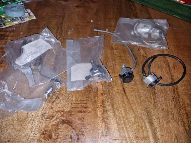 Schakelaar stop, licht, Fietsen en Brommers, Brommeronderdelen | Algemeen, Overige typen, Ophalen of Verzenden