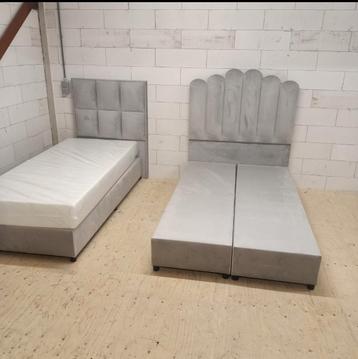 GROOT OPRUIMING BOXSPRING beschikbaar voor biedingen