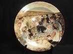 Gouda Plateel Sierbord beschilderd na Pierre August. renoir, Antiek en Kunst, Ophalen of Verzenden
