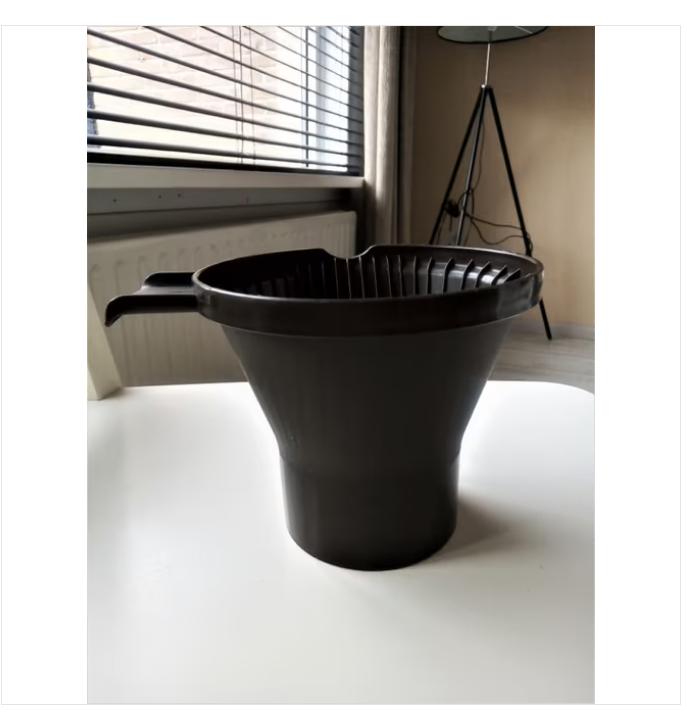 douwe Egberts  donkerbruin kunststof koffiefilterhouder nr.4, Ophalen of Verzenden, Gebruikt