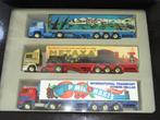 1/87 Albedo Set Griekenland  2 x  Scania  Volvo, Verzenden, Nieuw, Bus of Vrachtwagen, Overige merken