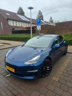 Tesla Model 3 performance facelift/ 82kw accu/warmtepomp/NAP, Auto's, Tesla, Automaat, 27 €/maand, Blauw, Origineel Nederlands