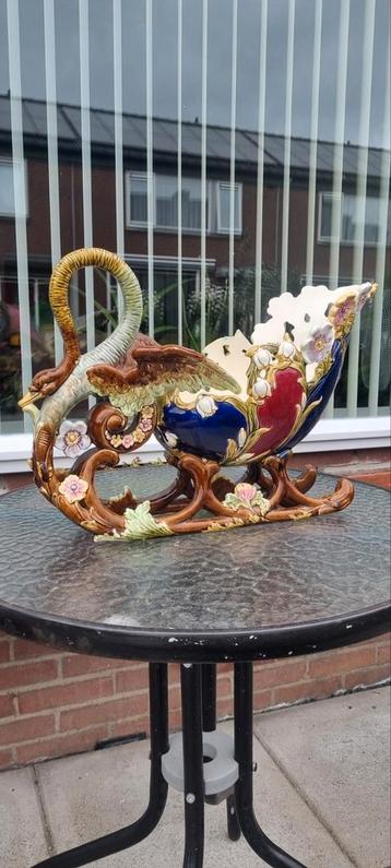 Antieke Eichwald majolica zwaan – model 5627 (ca. 1900) beschikbaar voor biedingen