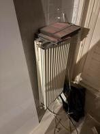 Gratis Oud IJzer - Radiatoren + Leidingen, Doe-het-zelf en Verbouw, Verwarming en Radiatoren, Ophalen, Gebruikt, Radiator