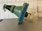 Hanglamp industrieel vintage uit de CCCP / Sovjet - Unie, Ophalen of Verzenden, Gebruikt, Glas, Minder dan 50 cm