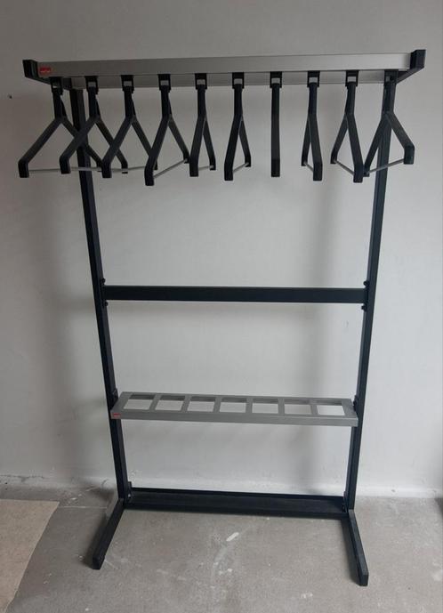 Garderobe rek met paraplu houder, Huis en Inrichting, Woonaccessoires | Kapstokken, Zo goed als nieuw, Staande kapstok, 150 tot 200 cm