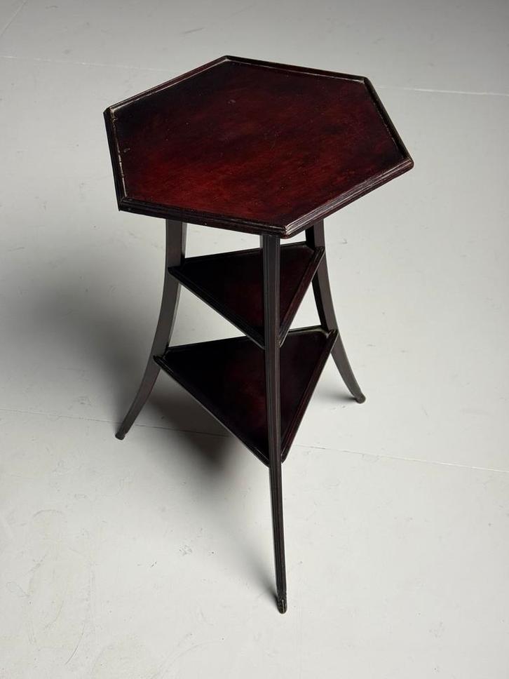 Hexagonal mahonie bijzettafeltje, Antiek en Kunst, Antiek | Meubels | Tafels, Ophalen