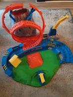 Hot Wheels Monstertruck T-Rex Vulkaan Arena, Kinderen en Baby's, Speelgoed | Racebanen, Ophalen, Zo goed als nieuw, Handmatig