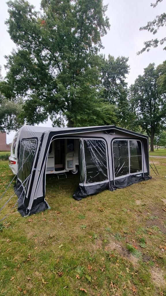 Westfield Pluto 8 Opblaasbare Voortent, Caravans en Kamperen, Voortenten en Luifels, Zo goed als nieuw, Overige merken, Ophalen
