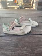 Teva sandalen maat 36, Ophalen of Verzenden, Zo goed als nieuw, Laarzen