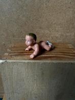 Lundby baby - 4cm lang, Ophalen of Verzenden, Zo goed als nieuw, Poppenhuis