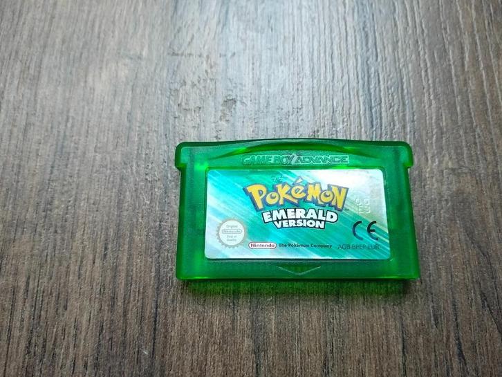 Officiële Pokemon Emerald met battery mod, Spelcomputers en Games, Games | Nintendo Game Boy, Gebruikt, Avontuur en Actie, 1 speler