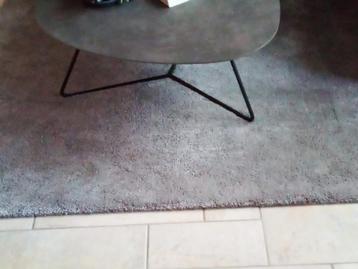 Vloerkleed / mat / tapijt beschikbaar voor biedingen