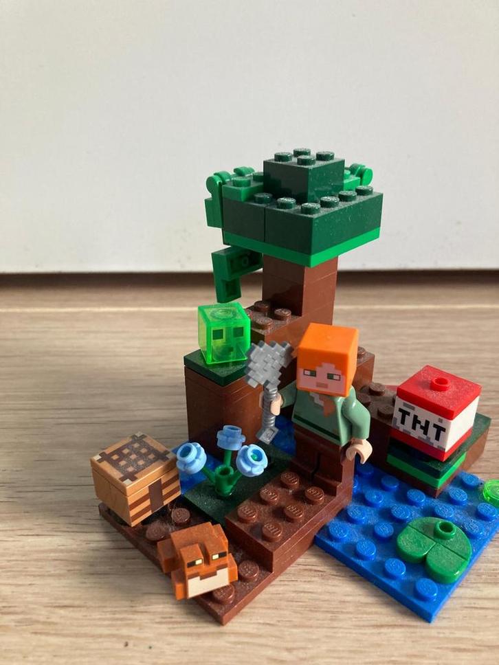 LEGO Minecraft 21240 Het Moerasavontuur, Kinderen en Baby's, Speelgoed | Duplo en Lego, Zo goed als nieuw, Lego, Complete set