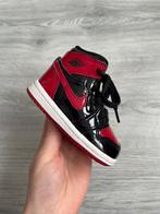 JORDAN 1 RETRO HIGH BRED PATENT, Kinderen en Baby's, Kinderkleding | Schoenen en Sokken, Schoenen, Nieuw, Jordan, Jongen of Meisje