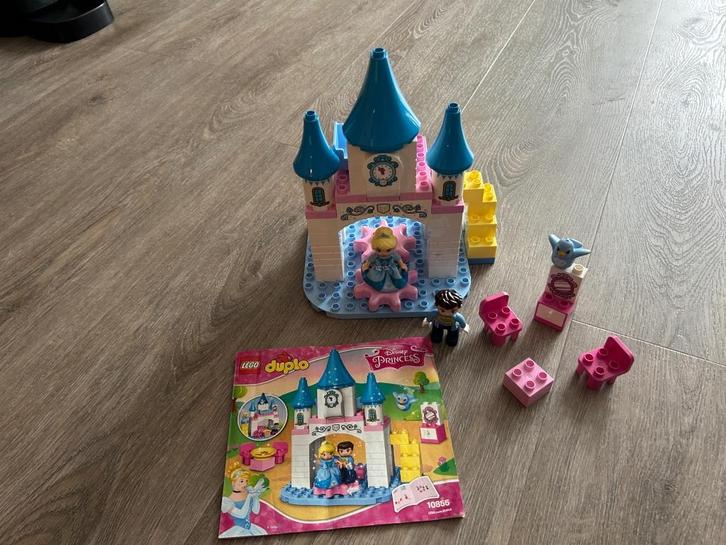 Duplo Disney kasteel Assepoester 10855, Kinderen en Baby's, Speelgoed | Duplo en Lego, Zo goed als nieuw, Duplo, Complete set