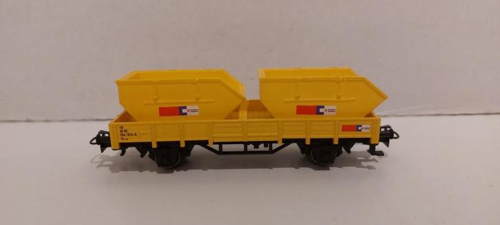 Strukton Lage Bakwagon met 2 Afvalcontainers *Nieuw* (03), Hobby en Vrije tijd, Modeltreinen | H0, Nieuw, Wagon, Wisselstroom