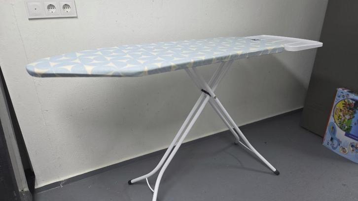 213-202509: Brabantia Strijkplank 124x45cm, Witgoed en Apparatuur, Strijkijzers en Strijkplanken, Nieuw, Ophalen of Verzenden