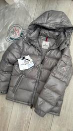 Moncler jas, Kleding | Heren, Jassen | Winter, Moncler, Nieuw, Ophalen of Verzenden, Grijs