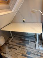 Wit bureau, Ophalen, Zo goed als nieuw