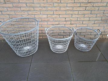 Aardappelmand, Aardappelmanden, Mand beschikbaar voor biedingen