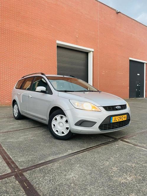 Ford Focus 1.6 16V 100PK 2010 Grijs, Auto's, Ford, Particulier, Focus, Benzine, B, Stationwagon, Handgeschakeld, Geïmporteerd