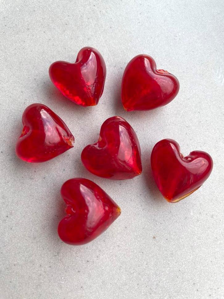 Hart Glaskralen - 6 stuks, Hobby en Vrije tijd, Kralen en Sieraden maken, Nieuw, Kraal, Verzenden