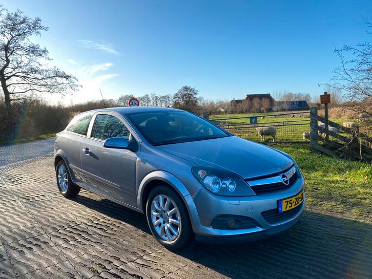 Opel Astra 1.6 16V GTC 85KW 2007 Grijs NAP NW DB Riem, Auto's, Opel, Particulier, Astra, ABS, Airbags, Airconditioning, Boordcomputer