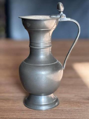 Tinnen kan met deksel – antieke stijl, 20 cm hoog beschikbaar voor biedingen