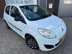 Renault Twingo 1.2 Acces / NAP, Voorwielaandrijving, Gebruikt, 4 cilinders, Met garantie (alle)