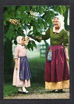 Vrouw en Meisje in Klederdracht WEST-FRIESLAND., Verzamelen, Verzenden, 1980 tot heden, Ongelopen, Klederdracht