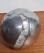 Aluminium decoratie bal ingelegd met parelmoer., Antiek en Kunst, Ophalen of Verzenden