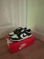 Nike panda dunk low 36, Nike, Nieuw, Ophalen of Verzenden, Sneakers of Gympen