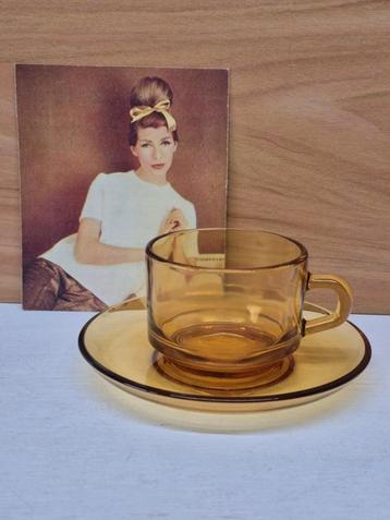 Vintage Amberkleurig glazen kopjes, Duralex, Vereco beschikbaar voor biedingen