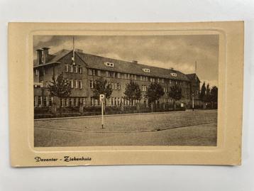 D804 Oude ansichtkaart Deventer : Ziekenhuis beschikbaar voor biedingen