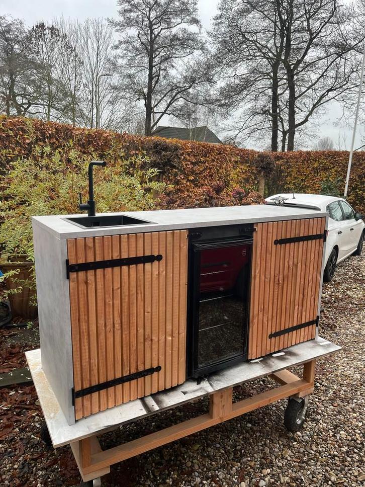 Keuken voor overkapping met koelkast en wasbak, Tuin en Terras, Buitenkeukens, Nieuw, Elektrisch, Vrijstaand, Ophalen of Verzenden