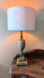 Tafellamp messing en bruin marmer, Huis en Inrichting, Lampen | Tafellampen, Ophalen of Verzenden, Zo goed als nieuw, Hollywood Regency