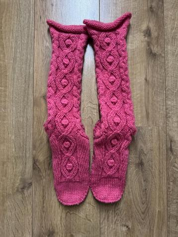 Gebreide slof - roze - maat 39 - nieuw beschikbaar voor biedingen