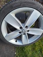 VW Velgen 17 inch met Zomerbanden, Auto-onderdelen, Banden en Velgen, Banden en Velgen, 17 inch, Ophalen of Verzenden, Personenwagen