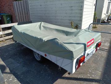 Geremde aanhanger/ bagagewagen met bermkeuken beschikbaar voor biedingen