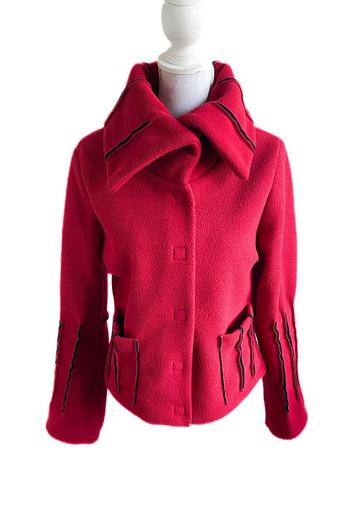 Mooi vest van Boris M beschikbaar voor biedingen