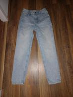 Bershka Olivia The Mom Jeans lichte wassing - maat 34, Blauw, Zo goed als nieuw, W27 (confectie 34) of kleiner, Bershka