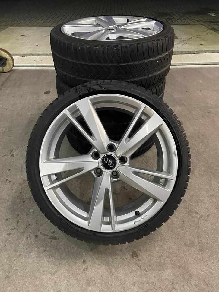 Audi RS3 winterset 19inch, Auto-onderdelen, Banden en Velgen, Banden en Velgen, Winterbanden, 19 inch, 235 mm, Personenwagen, Gebruikt