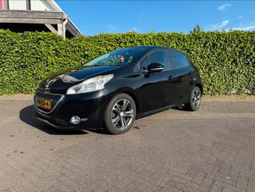 Peugeot 208 1.2 VTi 82PK 5D (102g) 2012 Zwart beschikbaar voor biedingen