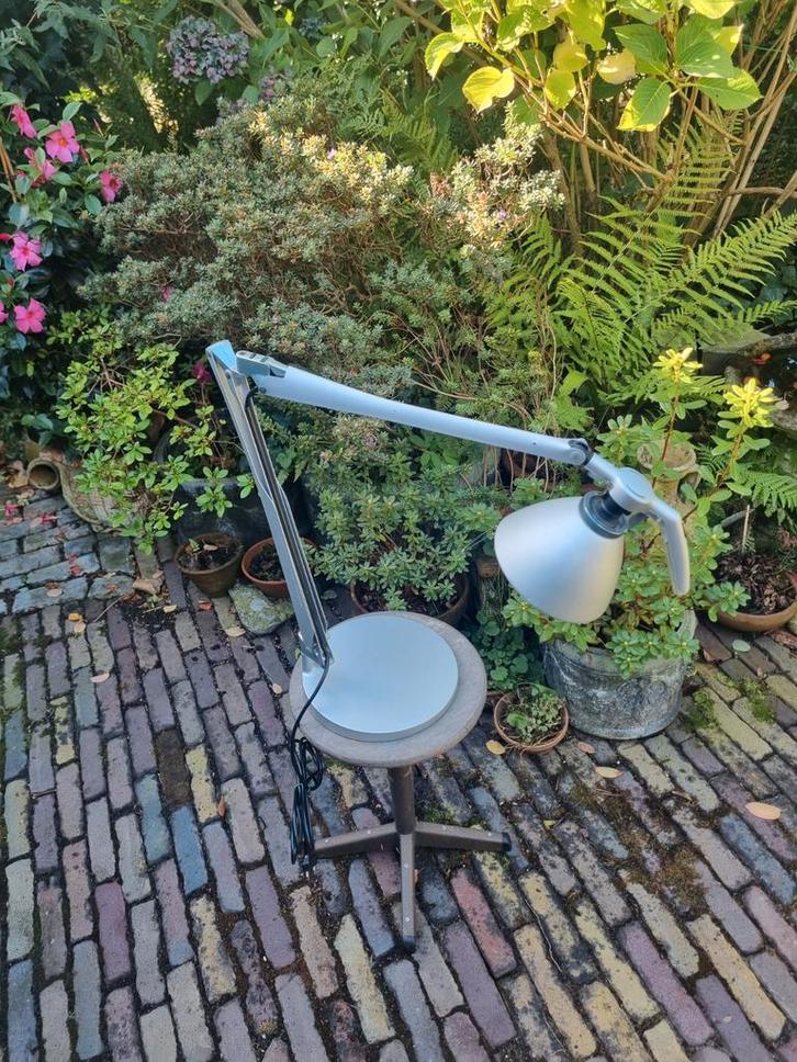 Bureaulamp Luceplan Fortebraccio design, Huis en Inrichting, Lampen | Tafellampen, Gebruikt, Kunststof, Metaal, Ophalen of Verzenden