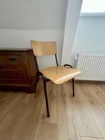 School stoel, Huis en Inrichting, Stoelen, Ophalen, Gebruikt, Bruin, Eén
