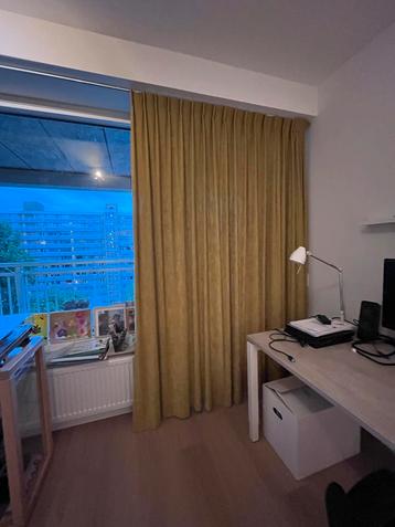 Gloednieuw gordijn- Velours beige oker groen beschikbaar voor biedingen