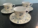 Douwe Egberts kop en schotel blauwe bloemen 3 stuks, Ophalen of Verzenden, Zo goed als nieuw, Kop en/of schotel